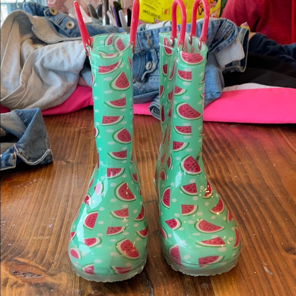 kids rain boots
